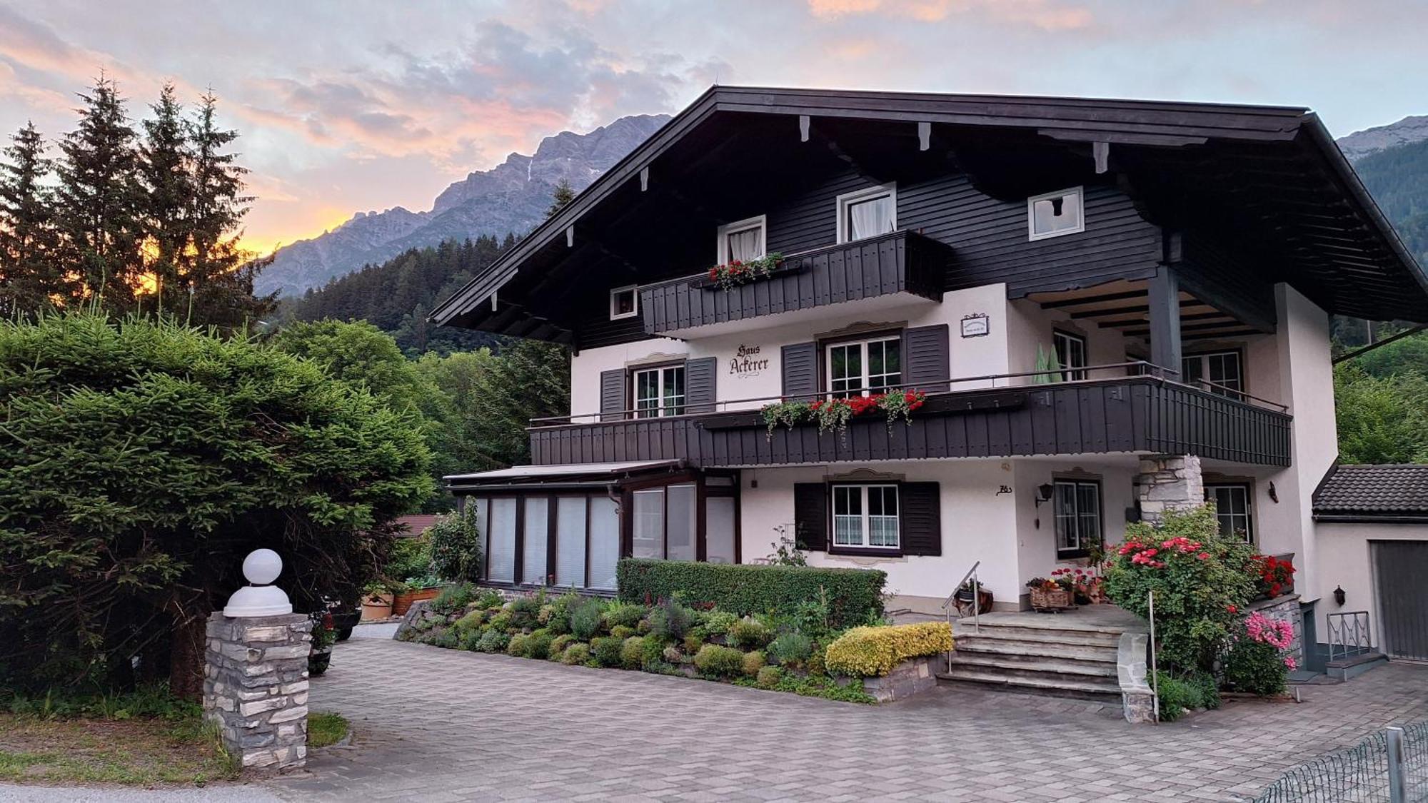 Haus Ackerer Appartement Leogang Buitenkant foto
